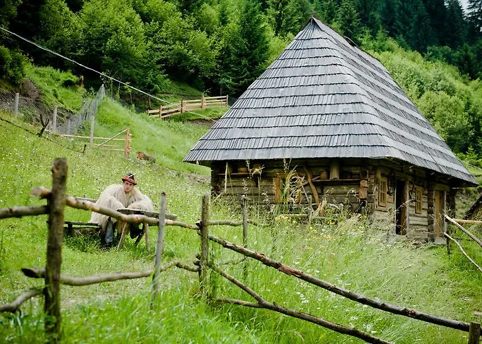 Aldeamento Turístico Stare Selo Kolochava